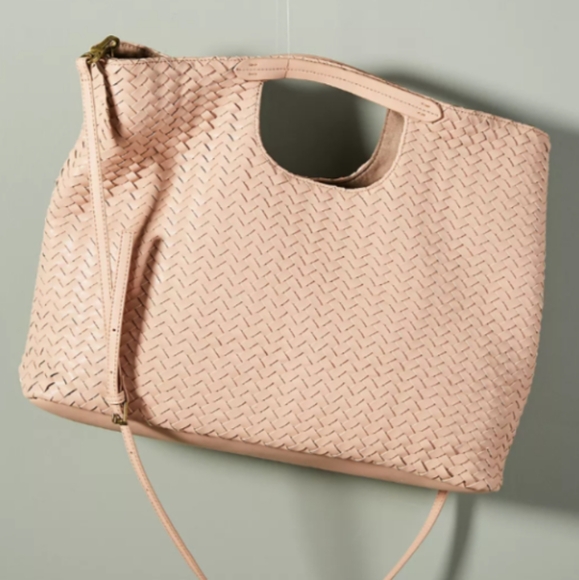 Anthropologie Handbags - Anthropologie Cara large woven crossbody bag pink
